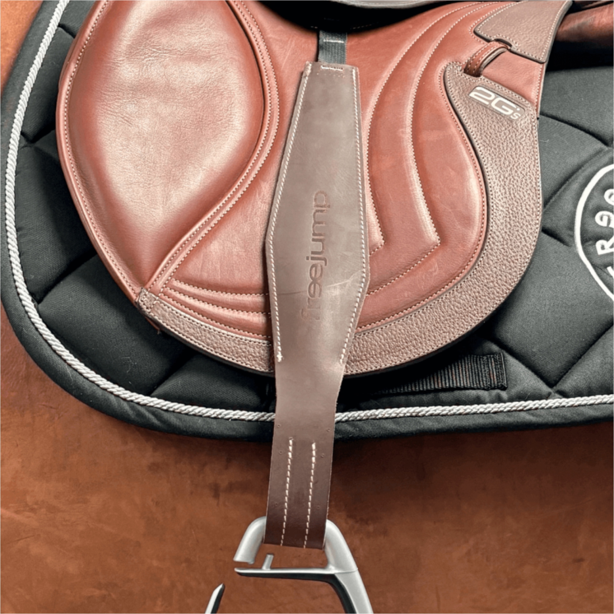 2026 Freejump Stirrup Leathers F0377 - Brown